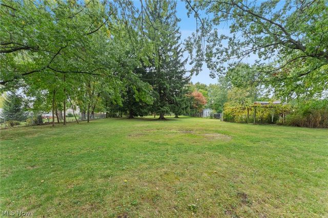 3745 Dentzler Road, Parma, OH 44134