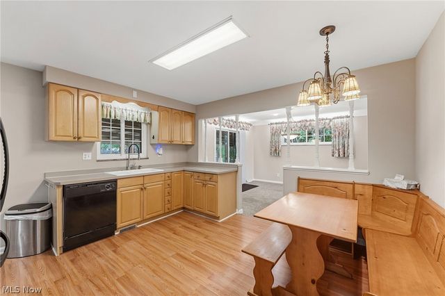 3745 Dentzler Road, Parma, OH 44134
