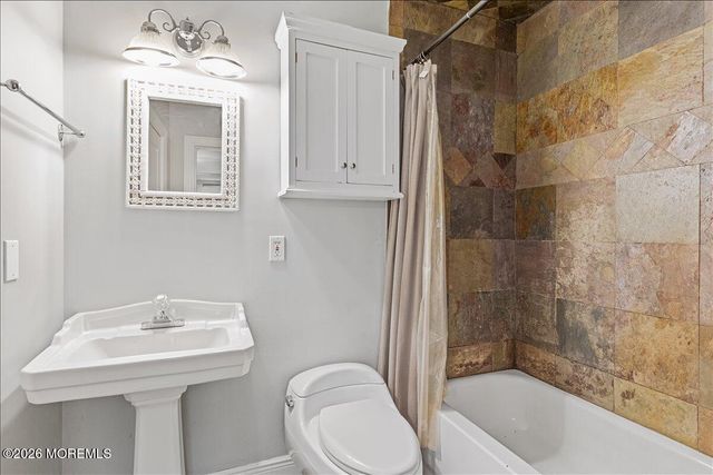 314 Smithburg Road, Manalapan, NJ 07726