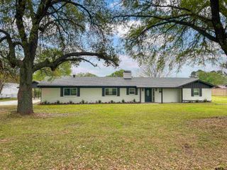 11155 Betty Dr (CR 2206), Tyler, TX 75707