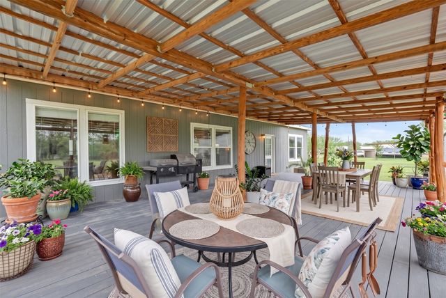 213 River Front Drive, Cedar Creek, TX 78612