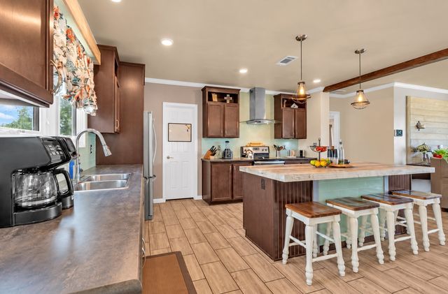 213 River Front Drive, Cedar Creek, TX 78612