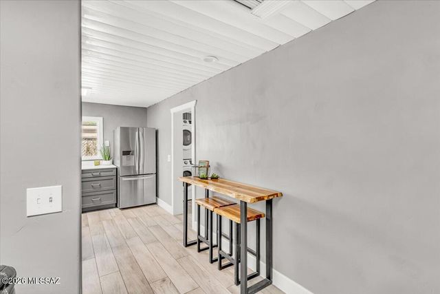 720 N Belvedere Avenue, Tucson, AZ 85711