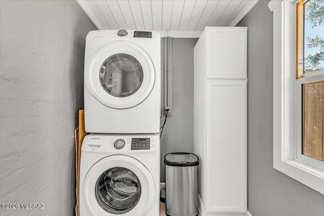 720 N Belvedere Avenue, Tucson, AZ 85711