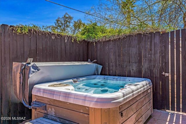 720 N Belvedere Avenue, Tucson, AZ 85711