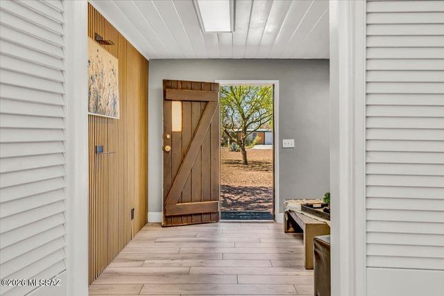 720 N Belvedere Avenue, Tucson, AZ 85711