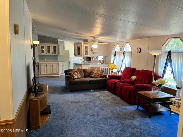 114 SAN JOSE Boulevard, Hawthorne, FL 32640