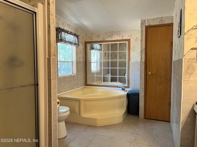 114 SAN JOSE Boulevard, Hawthorne, FL 32640