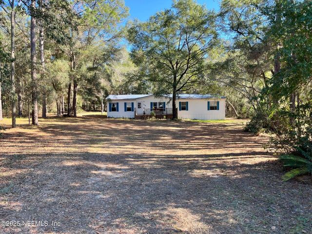 114 SAN JOSE Boulevard, Hawthorne, FL 32640