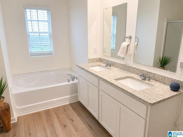 1096 GADWALL DRIVE, Alabaster, AL 35007
