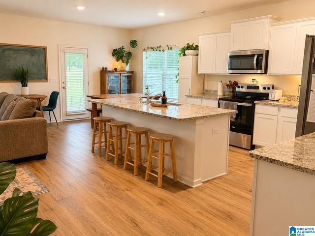 1096 GADWALL DRIVE, Alabaster, AL 35007