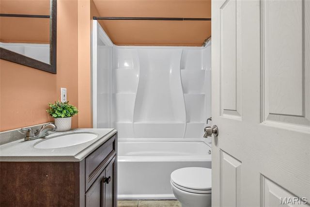 4725 Terrace Avenue, St Louis, MO 63116
