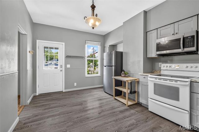 4725 Terrace Avenue, St Louis, MO 63116