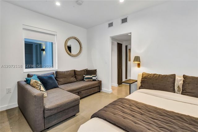 1741 Cleveland Rd, Miami Beach, FL 33141