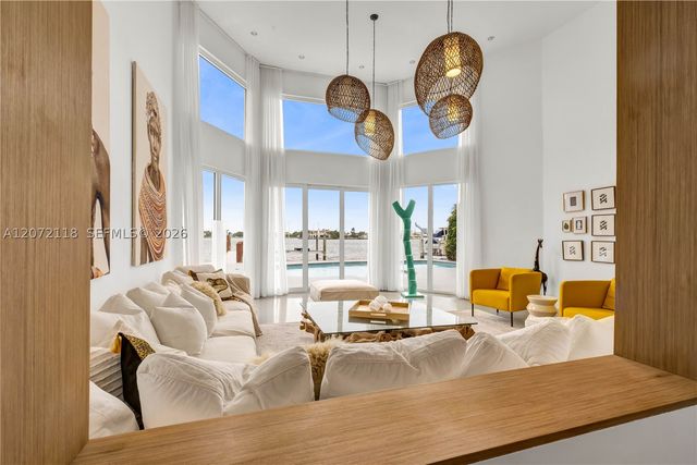 1741 Cleveland Rd, Miami Beach, FL 33141