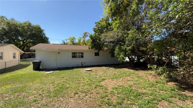 3207 AVENUE J NW, Winter Haven, FL 33881