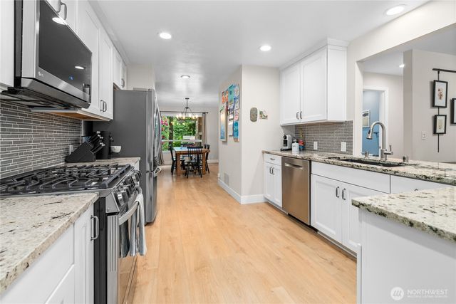 18104 NE 196th Street, Woodinville, WA 98077