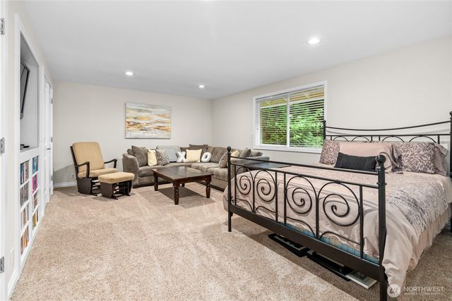 18104 NE 196th Street, Woodinville, WA 98077