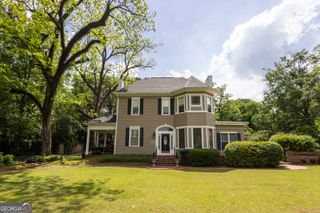 208 Indian Springs Drive, Forsyth, GA 31029