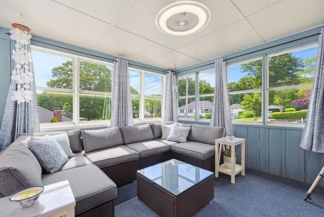 15 Calvin Rd, North Attleboro, MA 02760