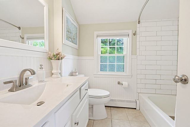 15 Calvin Rd, North Attleboro, MA 02760
