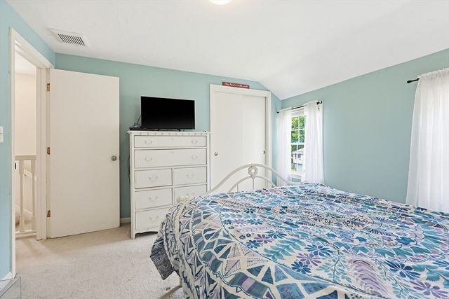 15 Calvin Rd, North Attleboro, MA 02760