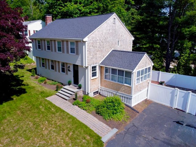 15 Calvin Rd, North Attleboro, MA 02760