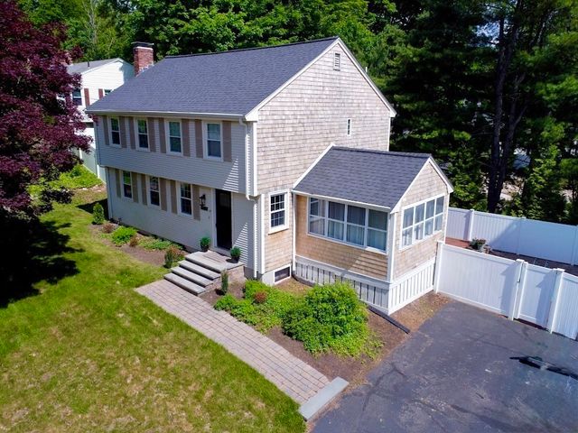 15 Calvin Rd, North Attleboro, MA 02760