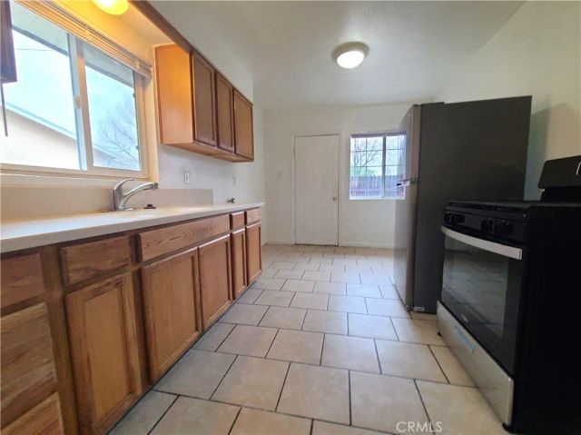 26098 10th Street 1, Highland, CA 92346