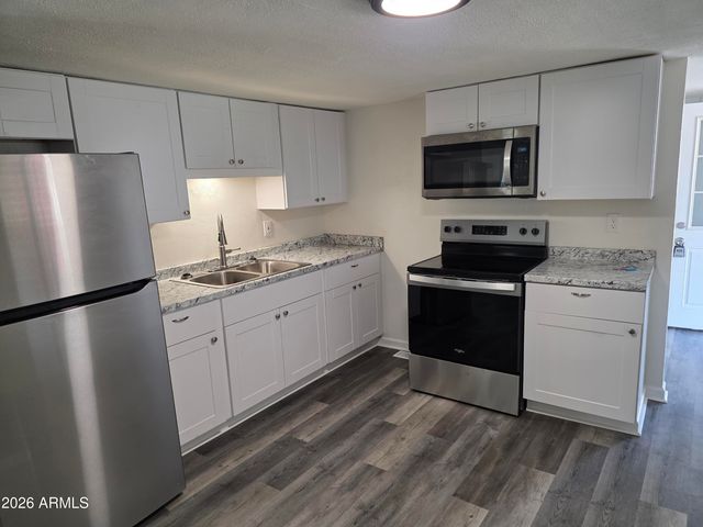 7314 E JUANITA Avenue, Mesa, AZ 85209