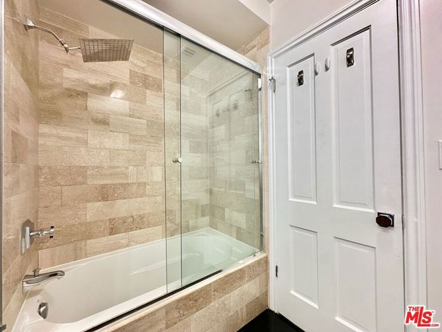 1206 Greenacre Avenue, West Hollywood, CA 90046