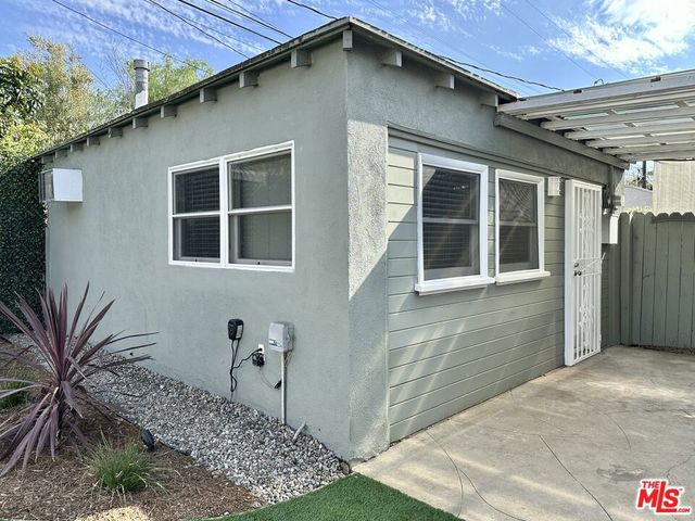 1206 Greenacre Avenue, West Hollywood, CA 90046