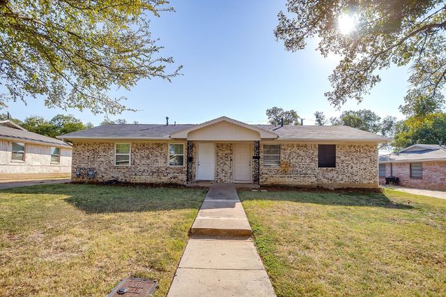 2517 Normont Circle, Fort Worth, TX 76103