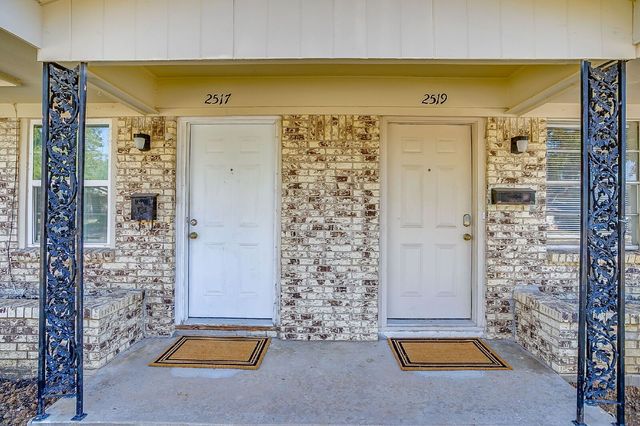 2517 Normont Circle, Fort Worth, TX 76103