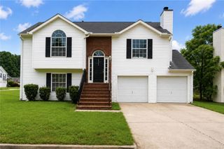 5706 Hidden Brook Circle, Atlanta, GA 30349