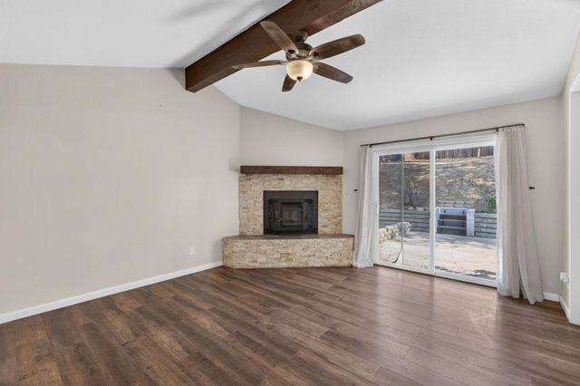 3975 Rustic Rd, Cameron Park, CA 95682