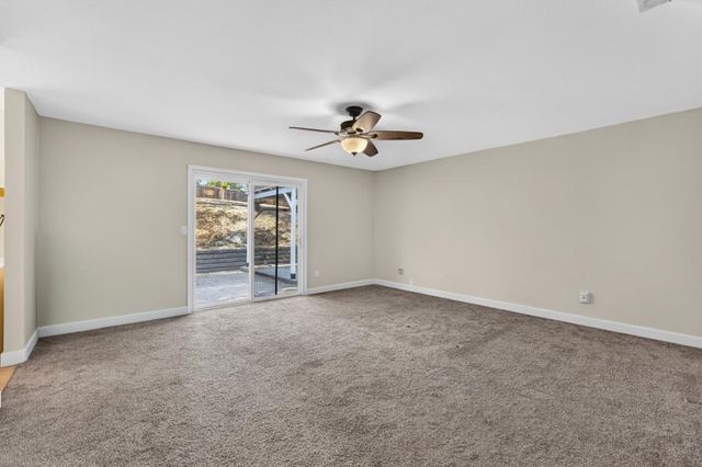 3975 Rustic Rd, Cameron Park, CA 95682