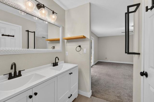 3975 Rustic Rd, Cameron Park, CA 95682