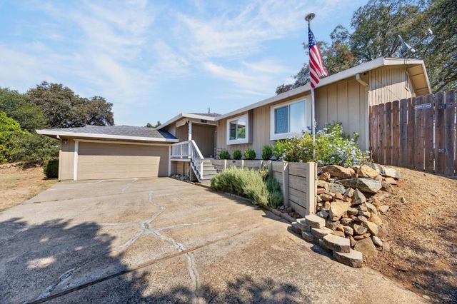 3975 Rustic Rd, Cameron Park, CA 95682