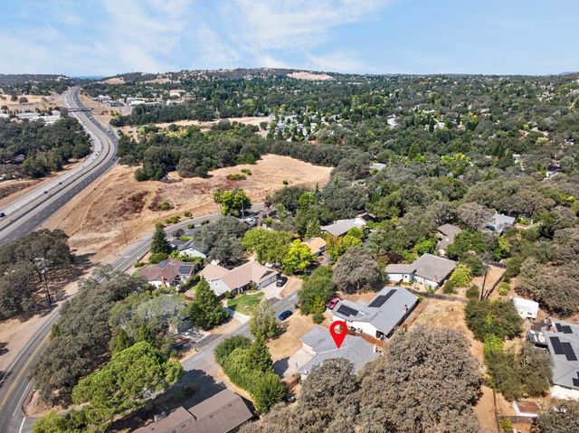 3975 Rustic Rd, Cameron Park, CA 95682
