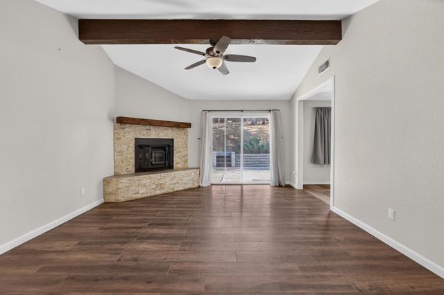 3975 Rustic Rd, Cameron Park, CA 95682