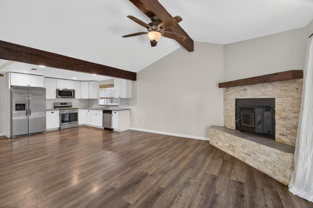 3975 Rustic Rd, Cameron Park, CA 95682