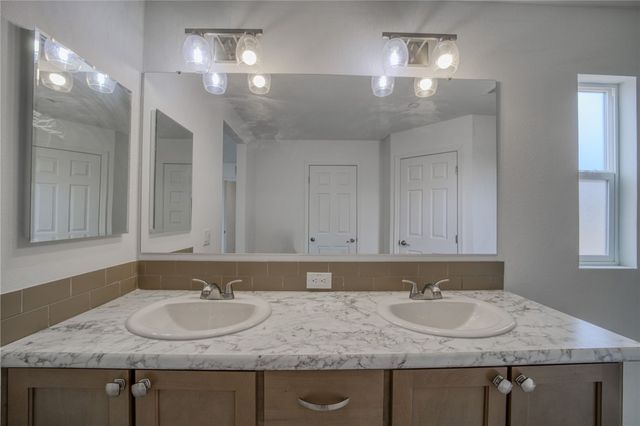 10075 E S Aquarius Dr Road, Mohave Valley, AZ 86440