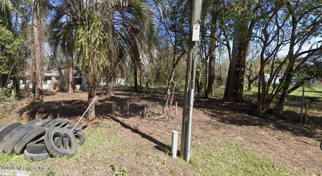 1421 LANE Circle E, Jacksonville, FL 32254