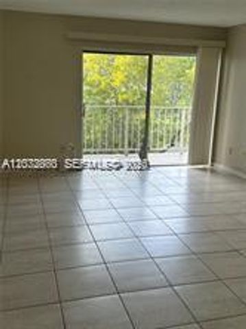 7727 SW 86th St A1-301, Miami, FL 33143