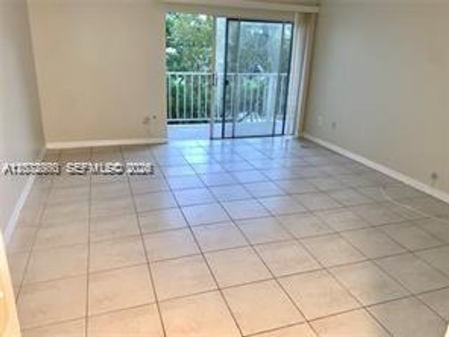 7727 SW 86th St A1-301, Miami, FL 33143