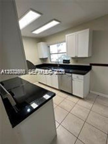7727 SW 86th St A1-301, Miami, FL 33143