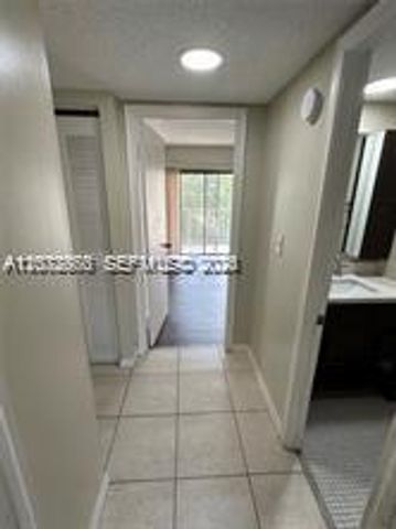 7727 SW 86th St A1-301, Miami, FL 33143