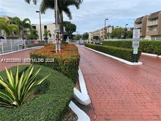 7727 SW 86th St A1-301, Miami, FL 33143
