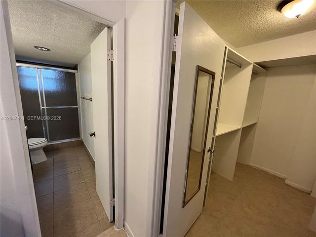 403 NW 68th Avenue 206, Plantation, FL 33317